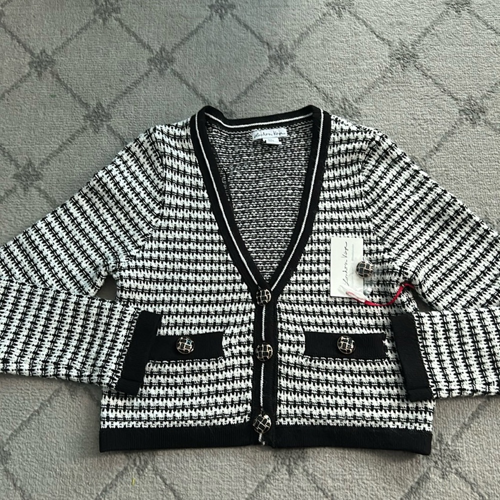 NWT London Kaye sweater